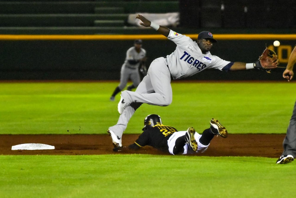 DUELO DE FIERAS EN CANCÚN 