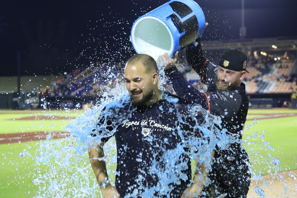 Tigres vence a Diablos en el Sherwin-Williams Beto Ávila