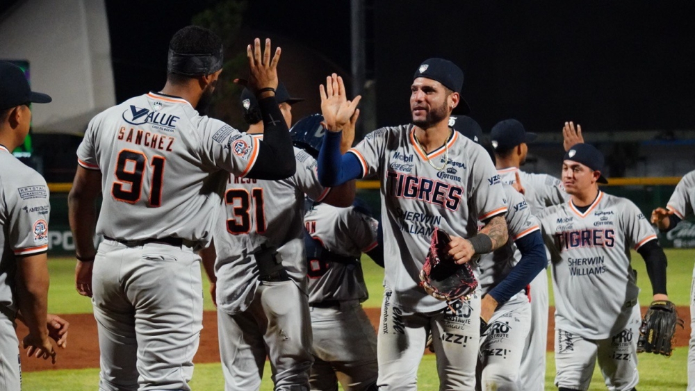 Tigres vence tinto en sangre a Leones