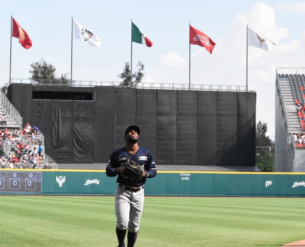 Diablos asegura serie 