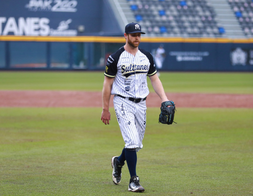 Tigres sigue moviendo la baraja