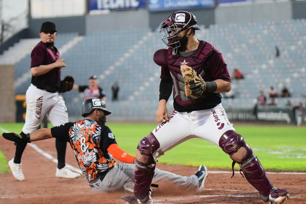 Tigres viene de atrás y se adelanta en la serie